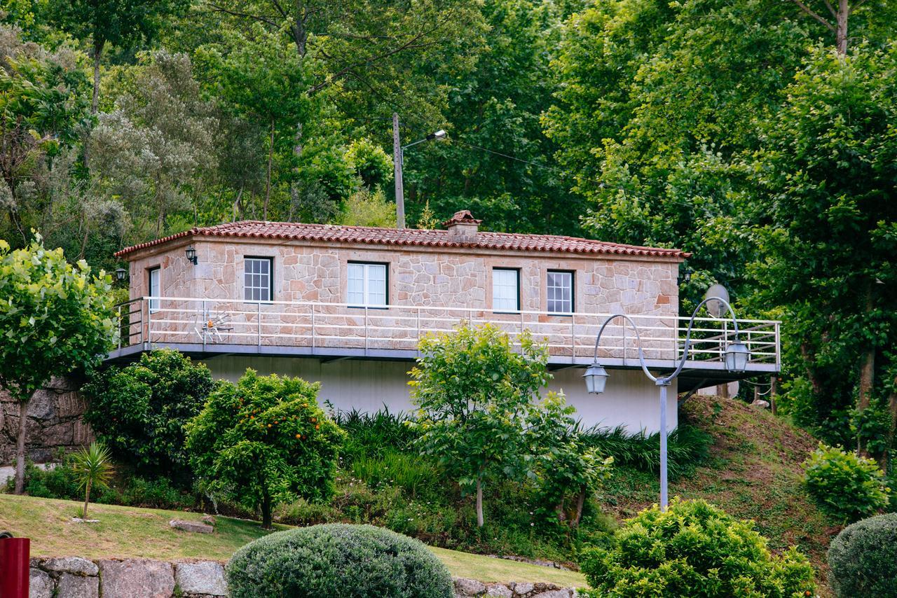Villa Quinta Do Rio Geres Bouro Esterno foto